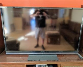 60" Sharp Aquos smart tv