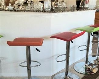 6 colorful bar stools