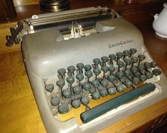 Antique Smith Corona Type Writer