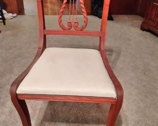 Wood chair with Harp back