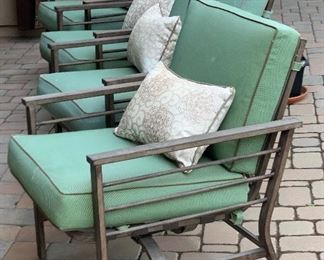 Outdoor Patio Coffee Table & 4 Chairs Set	Table: 19x36x36.   Chairs: 33x27x30in. Seat height: 19in	HxWxD
