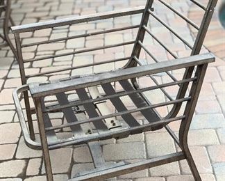 Outdoor Patio Coffee Table & 4 Chairs Set	Table: 19x36x36.   Chairs: 33x27x30in. Seat height: 19in	HxWxD
