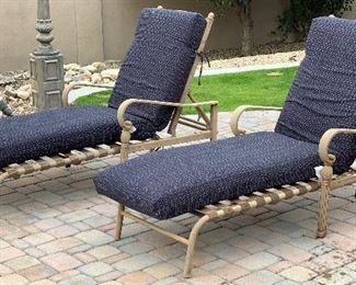 1 Hampton Bay Chassis Lounge #1		
1 Hampton Bay Chassis Lounge #2	