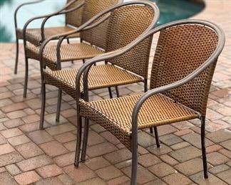 5 Pc Hampton Bay Wicker Patio Set Table & 4 Chairs Faux Stone Top	Table : 28in H x 42in diameter	