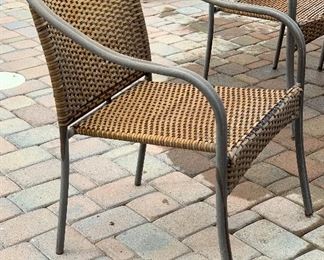 5 Pc Hampton Bay Wicker Patio Set Table & 4 Chairs Faux Stone Top	Table : 28in H x 42in diameter	
