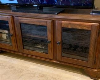 Wood TV Stand AV Cabinet	25x64x20in	HxWxD
