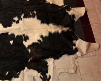 Cowhide Rug	82x67in	
