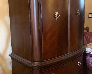 Fairmont Designs Estate Armoire/Dresser		
