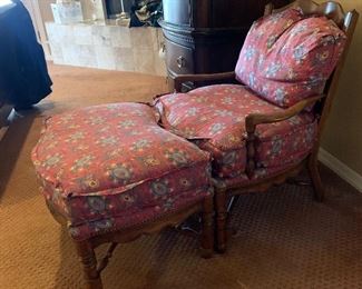 Padded Accent Chair w/ Ottoman		
