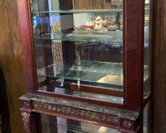 Pulaski Curio Cabinet Display Case 0013658	80x40x17in	HxWxD

