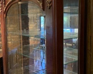 Pulaski Curio Cabinet Display Case 0013658	80x40x17in	HxWxD
