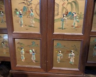 Asian Fold-Out Bar	40x33x17in	HxWxD
