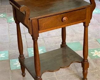 Antique Washstand	32 x 25 x 16	HxWxD
