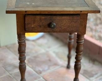 Antique Side Table	28 x 22 x 20	HxWxD
