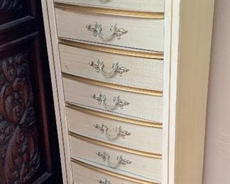 Bonnet French Provincial Slender Dresser	52x20x15in	HxWxD
