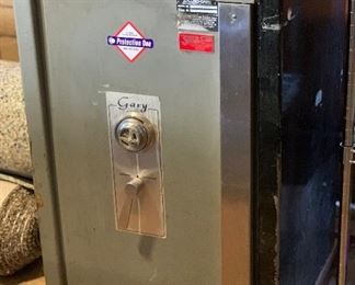 Allied Gary TL-15 Safe P.3018	36x24x24in	HxWxD
