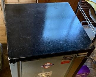 Allied Gary TL-15 Safe P.3018	36x24x24in	HxWxD
