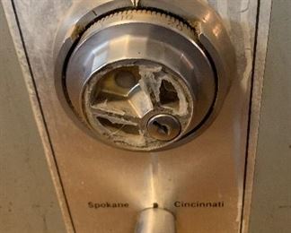 Allied Gary TL-15 Safe P.3018	36x24x24in	HxWxD
