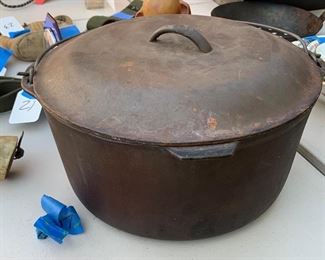 Cast Iron Pot 
