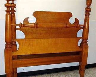 Tiger Maple Poster Bed