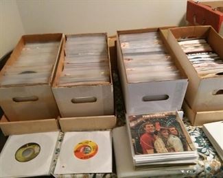 Massive Record collection of 45's
