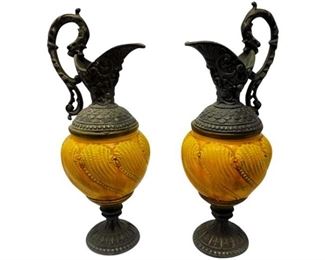 105. 2 Two antique vases