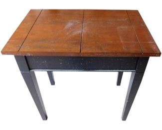 219. End Table with Folding Tabletop Lid
