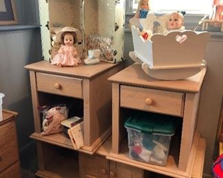 End tables with matching coffee table