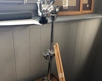 Drum stand