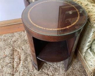 6) Vintage Pair Mahogany Open Occasional tables Custom Glass, Leather Top. PAIR $85