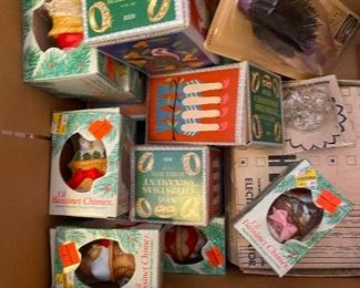 250) ENTIRE BOX of AVON Christmas  and whatever else is in box $8