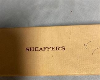 349) Vintage Sheaffers Pens Box $25