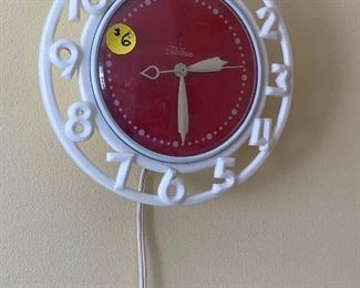 365) Vintage Electric Clock $6