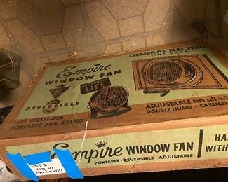 387) Vintage  Empire  Portable Window Fan in Box $35