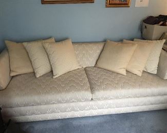 80’s living room furniture sofa couch sofa bed hide away MINT condition 