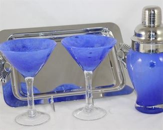 Amici Art Glass Martini Shaker and 2 Stemmed Martini Glasses Shown with a Sheridan Non-Tarnish Chrome Tray