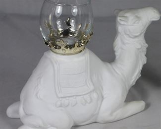 Dept 56 White Porcelain Camel with Crown Votive Candle Holder
