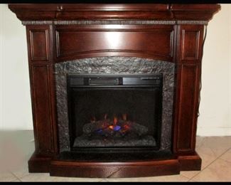 Very Attractive Electric Fireplace in Working Order