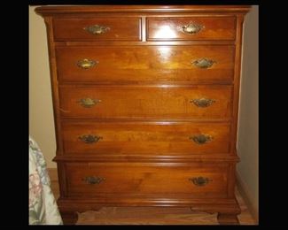 Nice Chest of Drawers, Part of a Matching Bedroom Set 