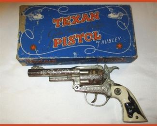 Vintage Hubley Texan Jr Toy Pistol with Original Box