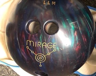 Mirage Vintage Bowling Ball