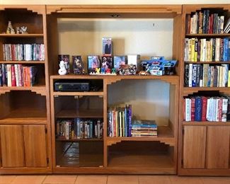 Oak Entertainment Unit (4 pc), LOTS of books! 