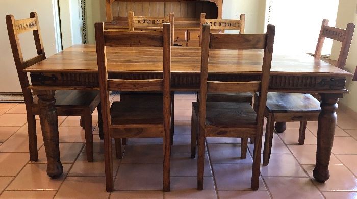 Solid Wood Gorgeous Table w 6 Chairs