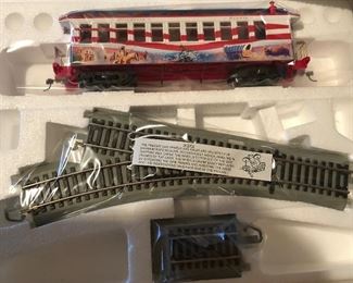 Hawthorne Village Train Set NIB