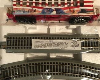 Hawthorne Village Train Set NIB