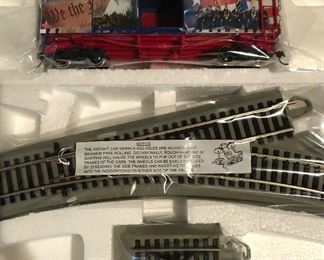 Hawthorne Village Train Set NIB