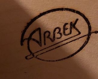 Arbek Oak Bedroom: Headboard, Dresser w Mirror, Highboy