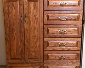 Arbek Oak Bedroom: Headboard, Dresser w Mirror, Highboy