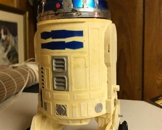 R2Dtowa