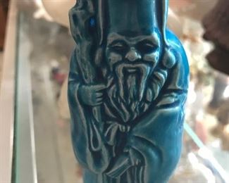 I like this. I though it would be more grey as it looks old.